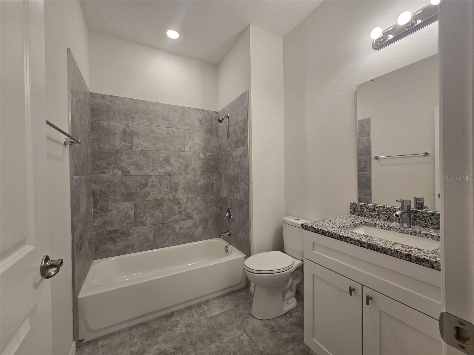 Image 13 of 16 For 546 Imperial Pl  546