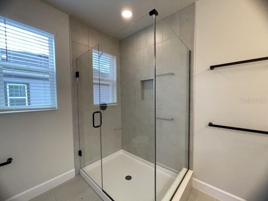 Image 15 of 29 For 15236 Tribute Ovation Way