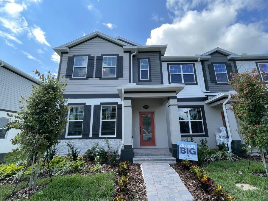 Image 20 of 29 For 15236 Tribute Ovation Way