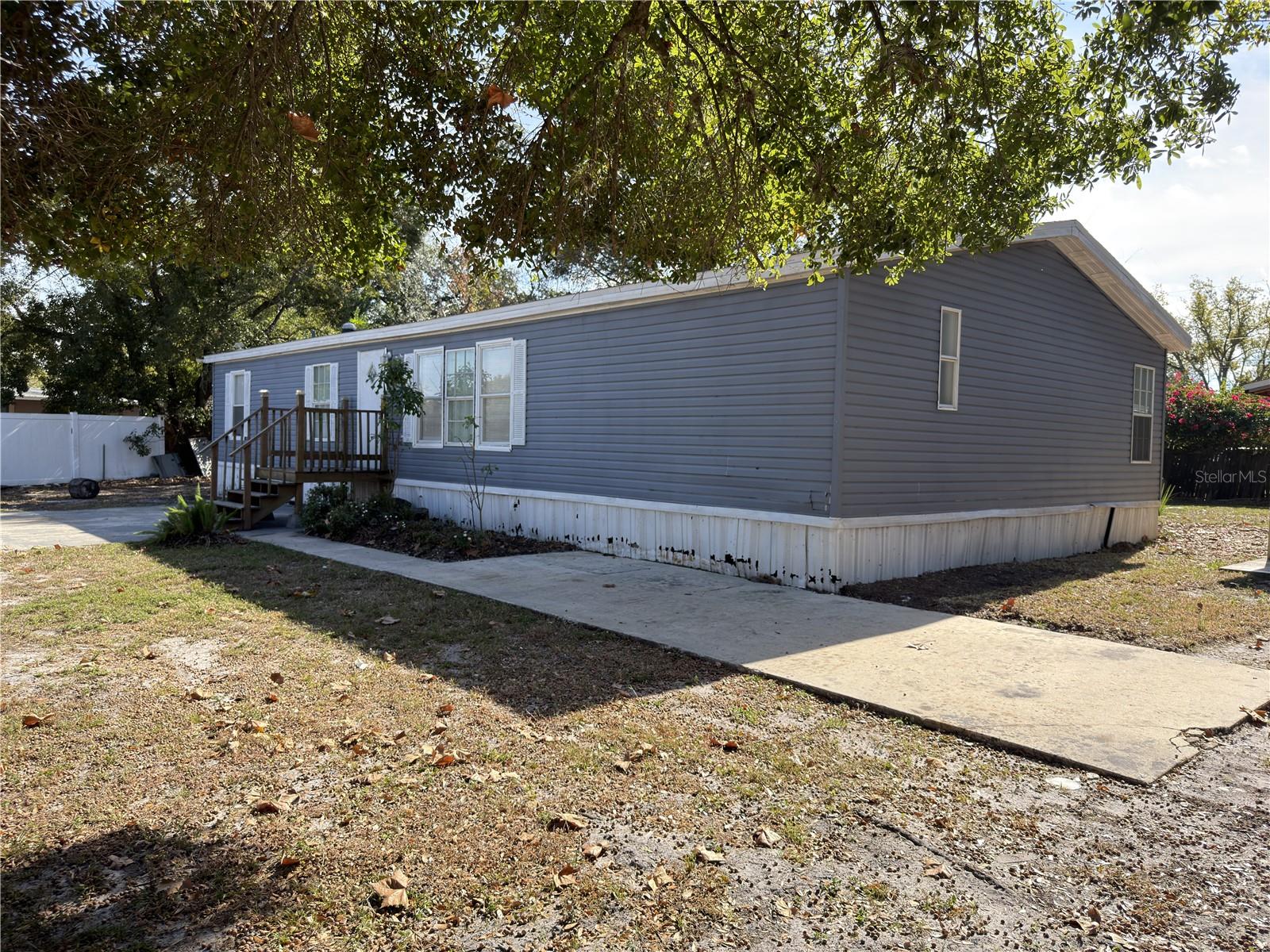 Image 2 of 11 For 3031 Overland Road