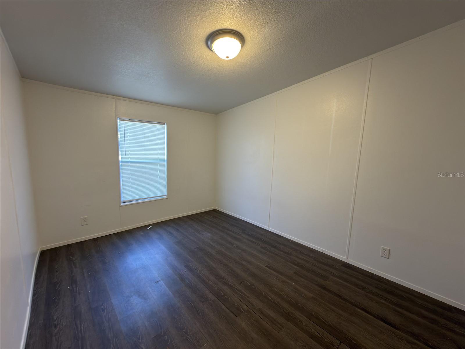 Image 7 of 11 For 3031 Overland Road