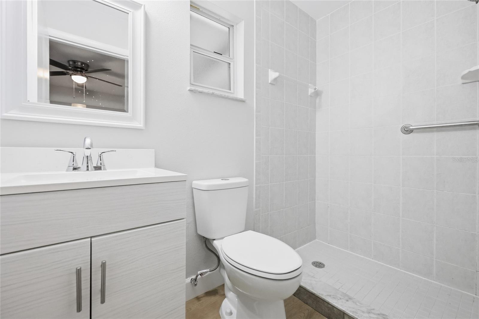 Image 19 of 31 For 207 Waverly Drive