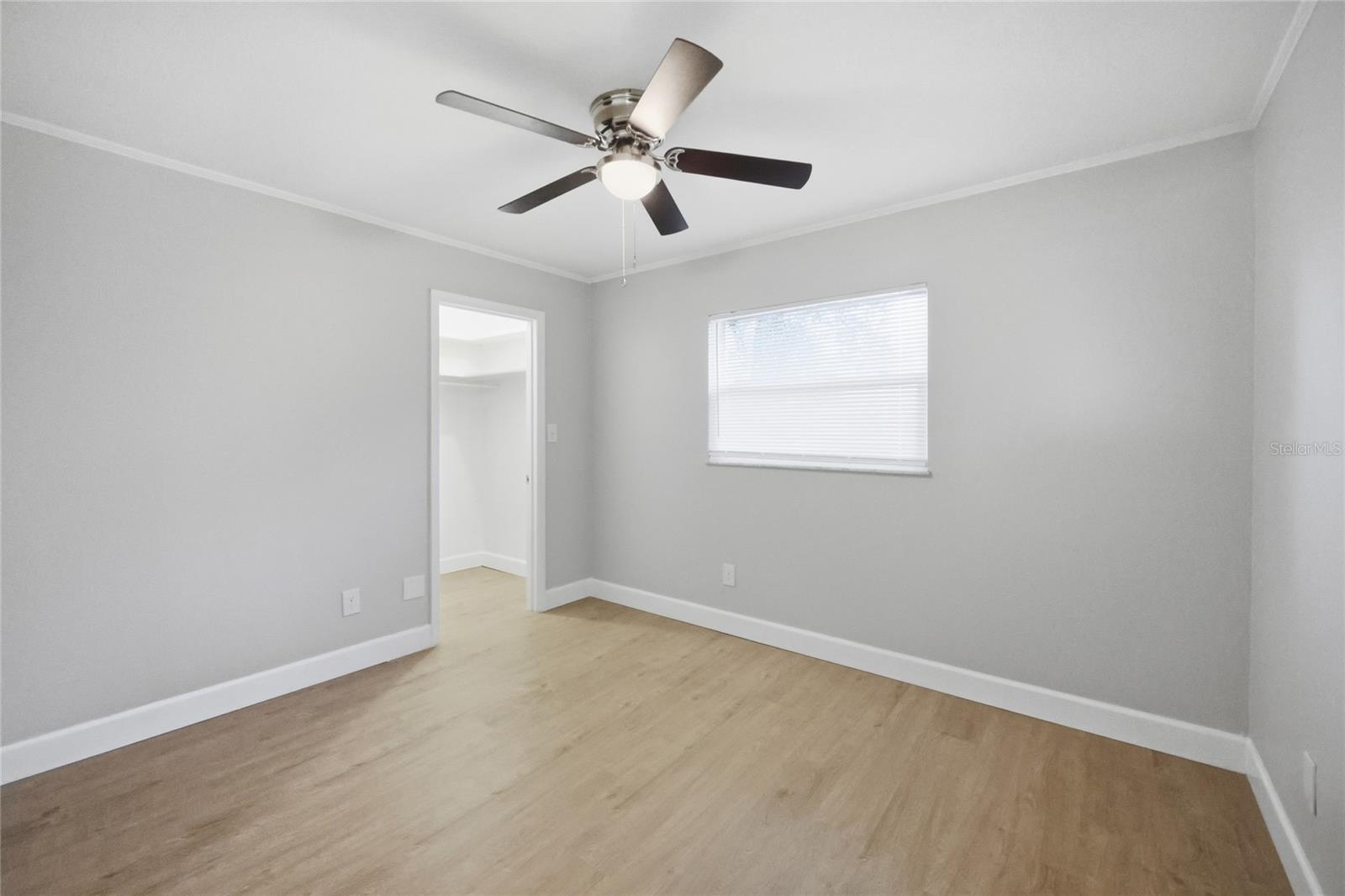 Image 23 of 31 For 207 Waverly Drive