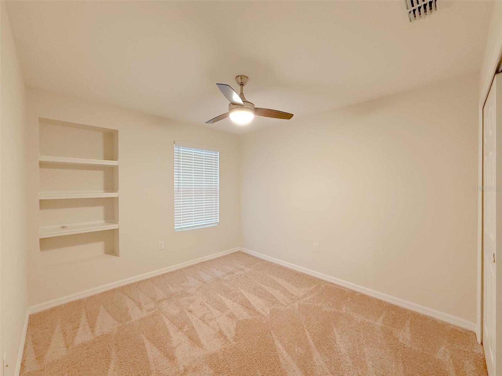 Image 19 of 29 For 2459 Varenna Loop