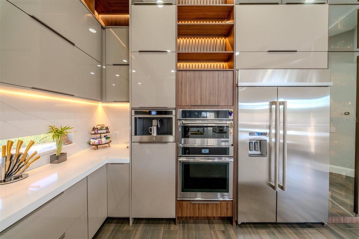 Image 31 of 77 For 4303 Isabella Circle