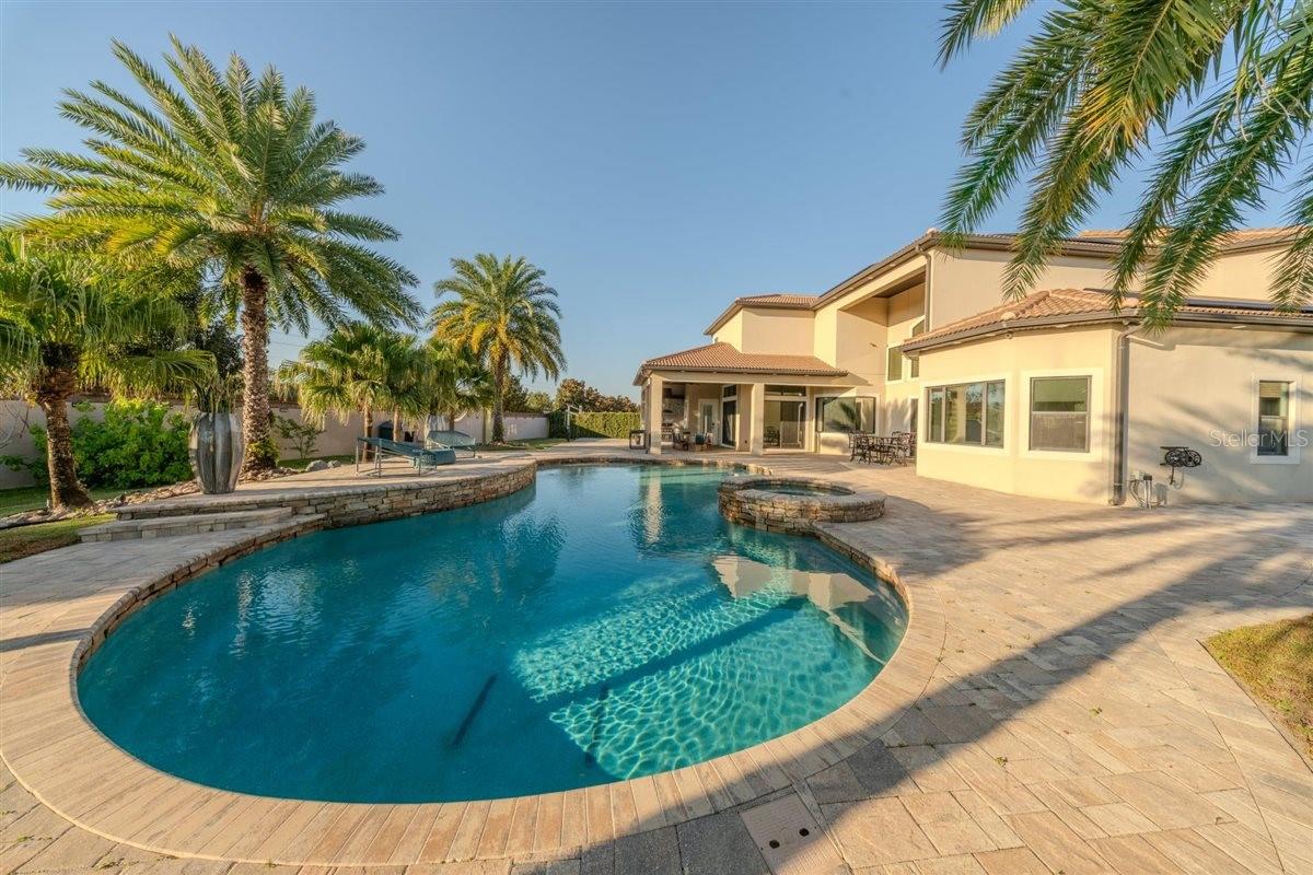 Image 46 of 77 For 4303 Isabella Circle