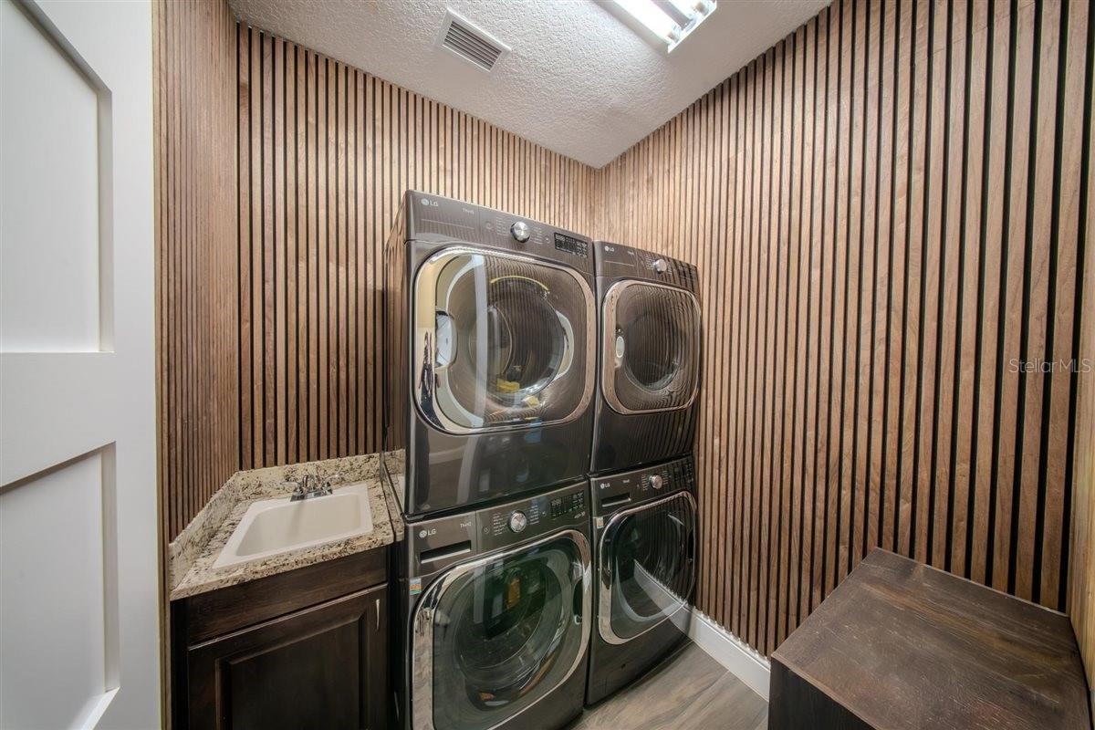 Image 68 of 77 For 4303 Isabella Circle