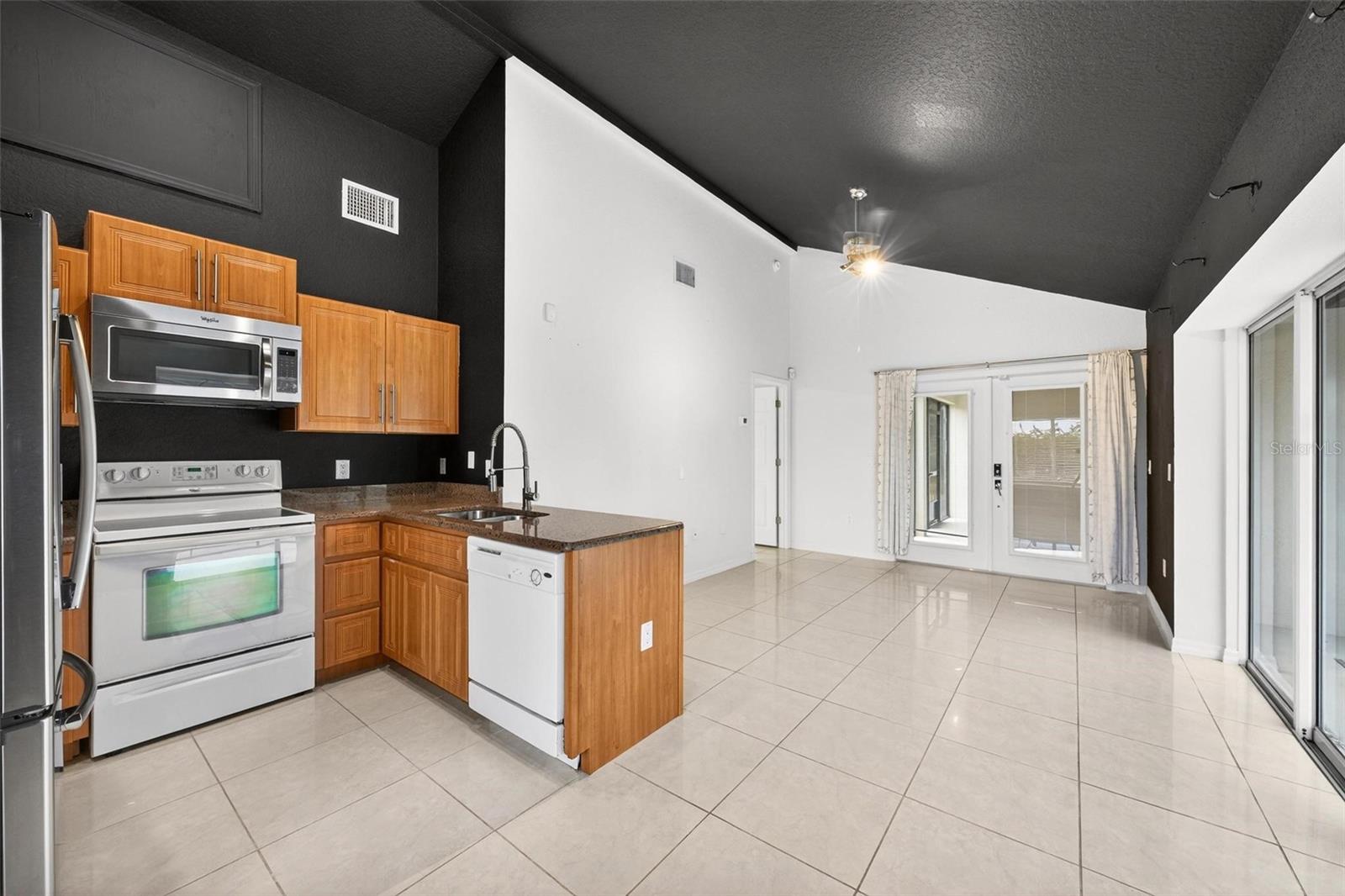 Image 38 of 44 For 7737 Swiss Fairways Ave