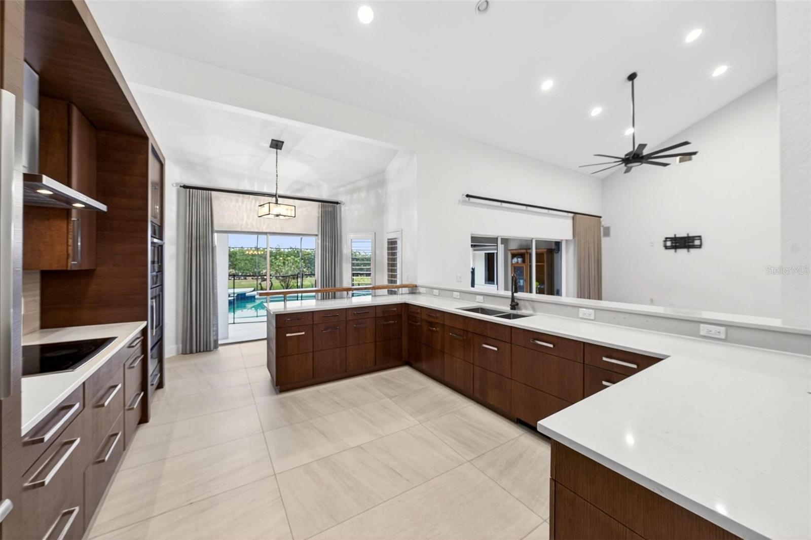 Image 48 of 51 For 7737 Swiss Fairways Ave