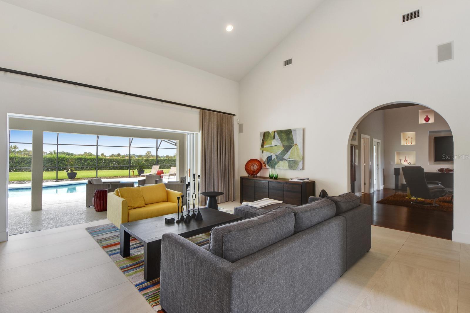 Image 5 of 44 For 7737 Swiss Fairways Ave