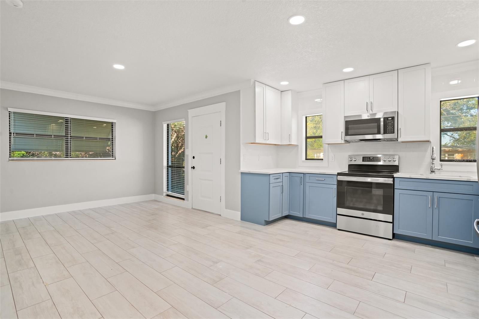 Image 2 of 18 For 5412 Hermosa Street