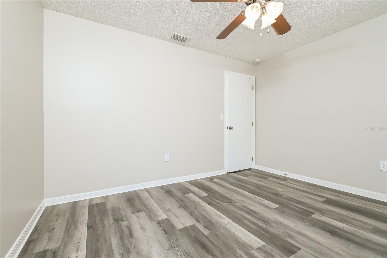 Image 11 of 16 For 4135 Old Colony Road