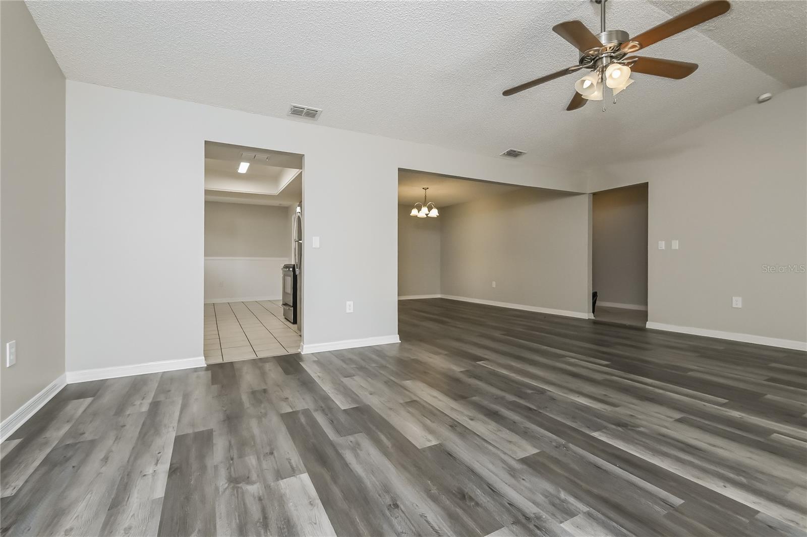 Image 2 of 16 For 4135 Old Colony Road