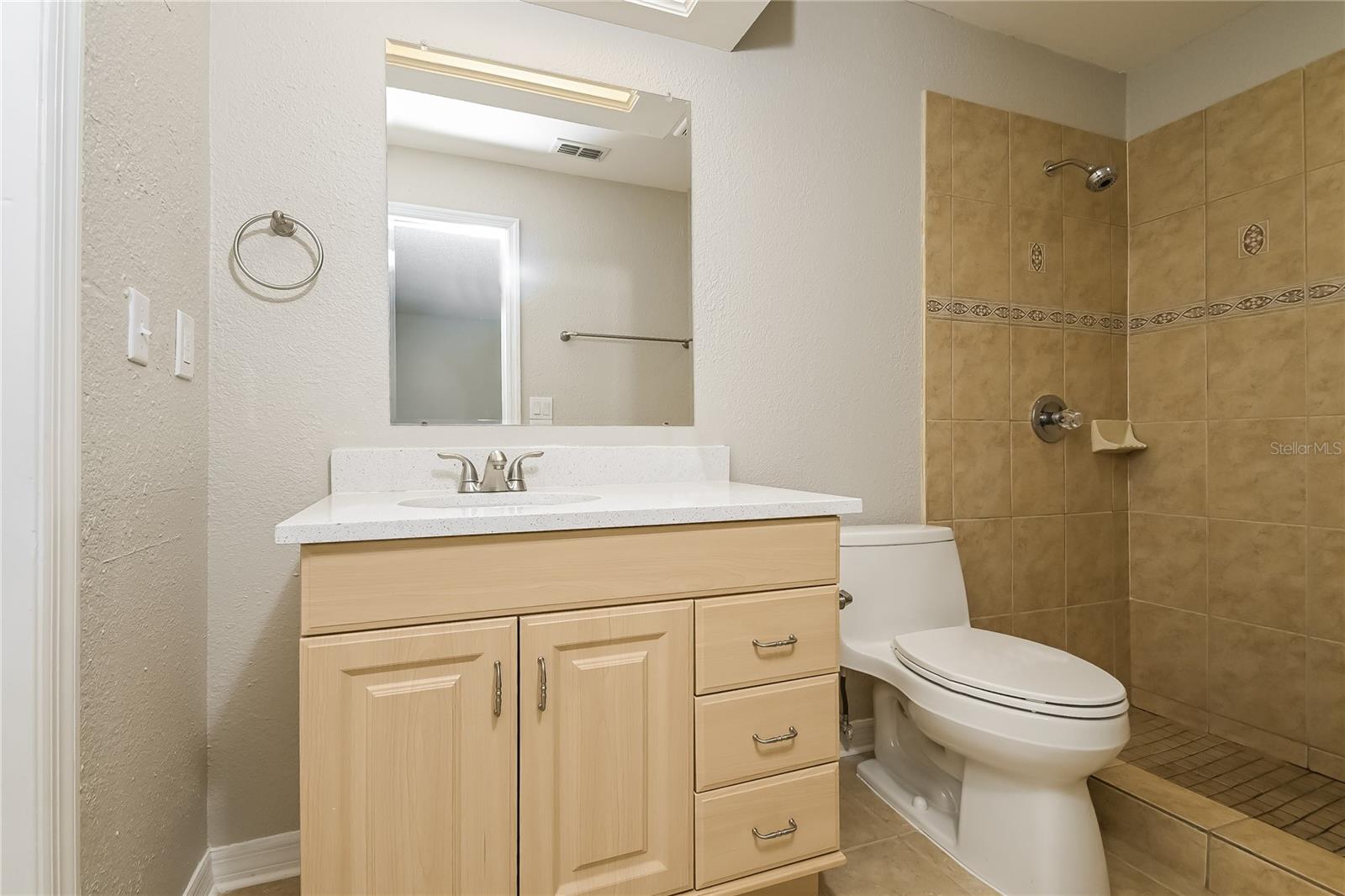 Image 9 of 16 For 4135 Old Colony Road