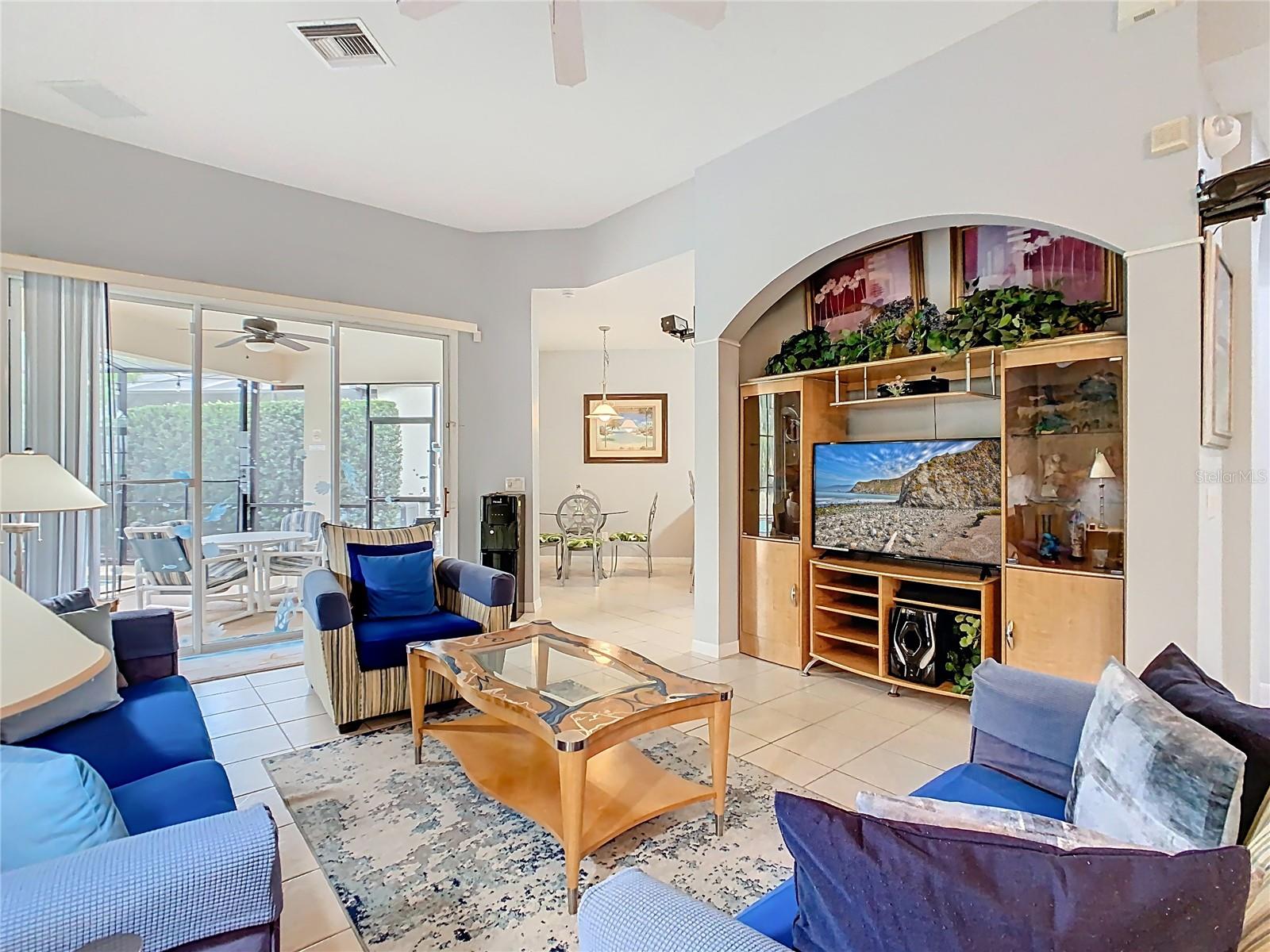 Image 13 of 76 For 574 Tupelo Circle