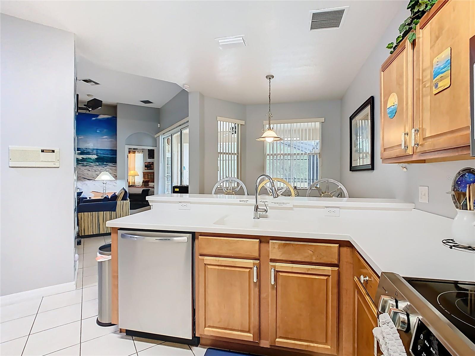 Image 22 of 76 For 574 Tupelo Circle