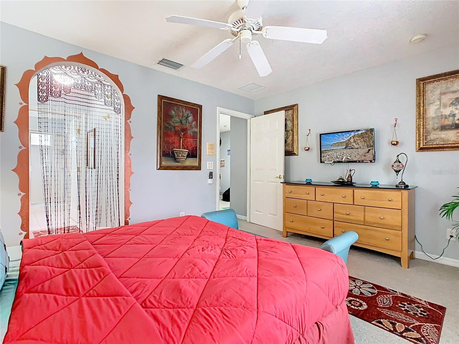 Image 36 of 76 For 574 Tupelo Circle