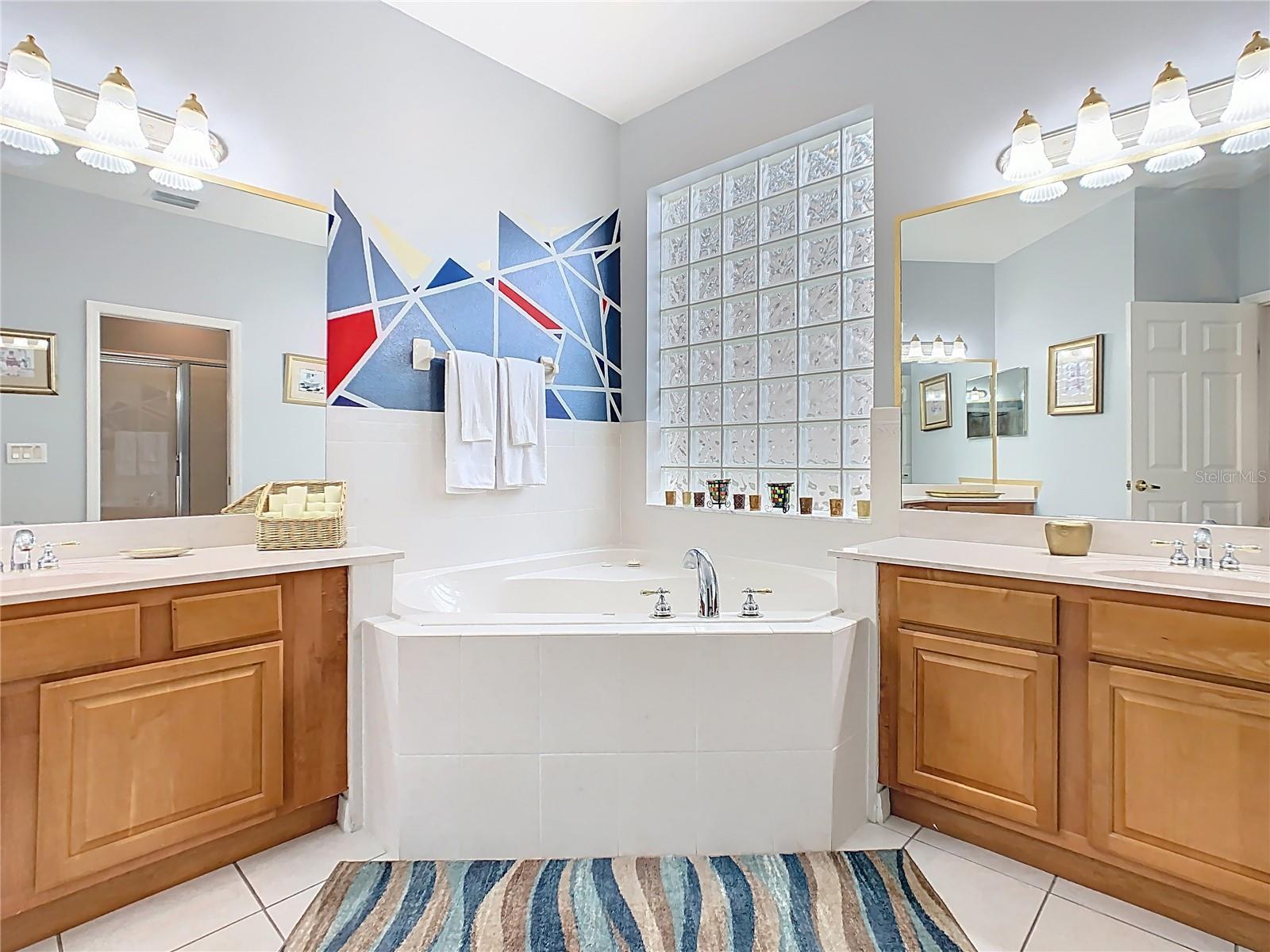 Image 46 of 76 For 574 Tupelo Circle