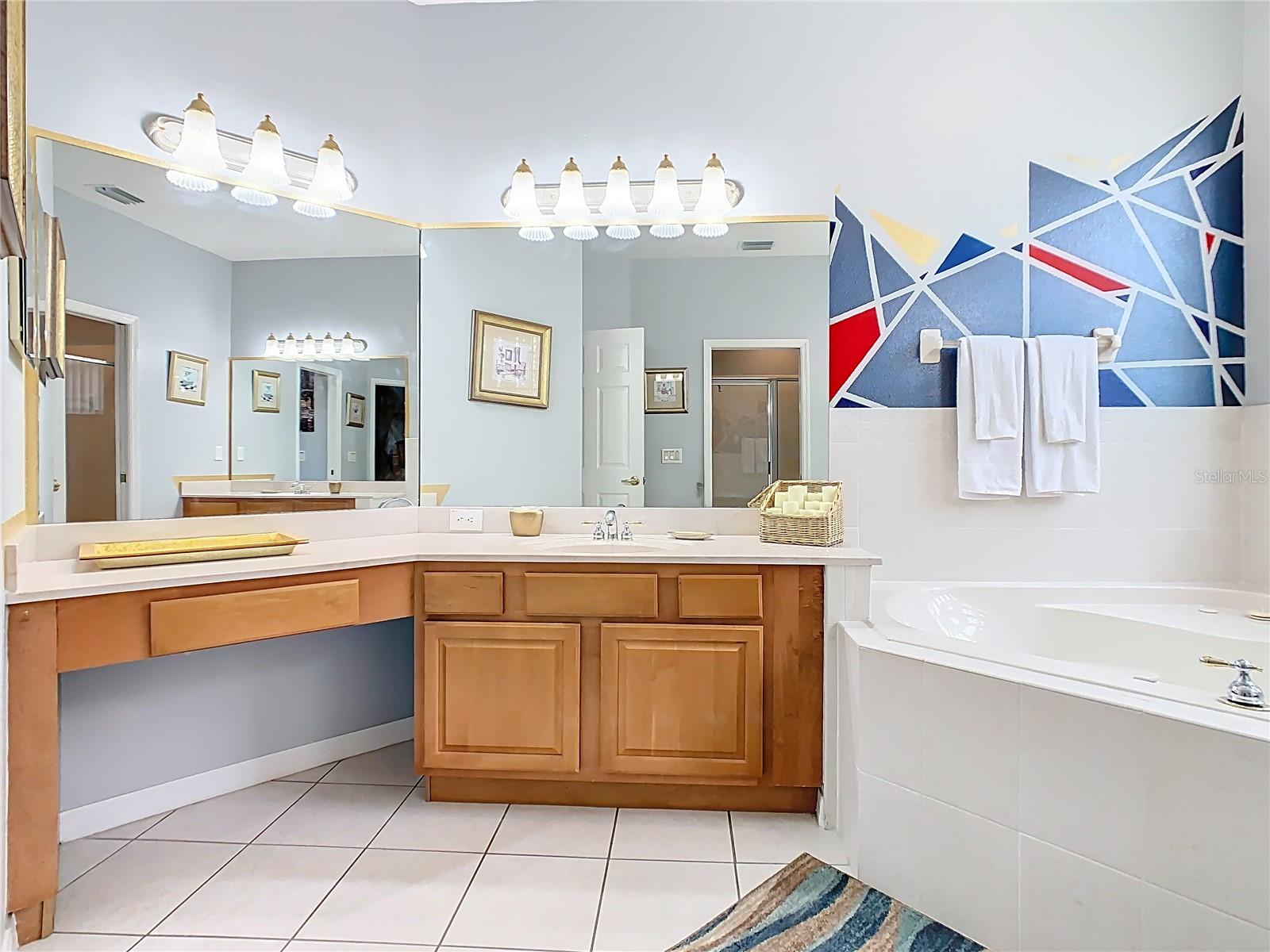 Image 47 of 76 For 574 Tupelo Circle