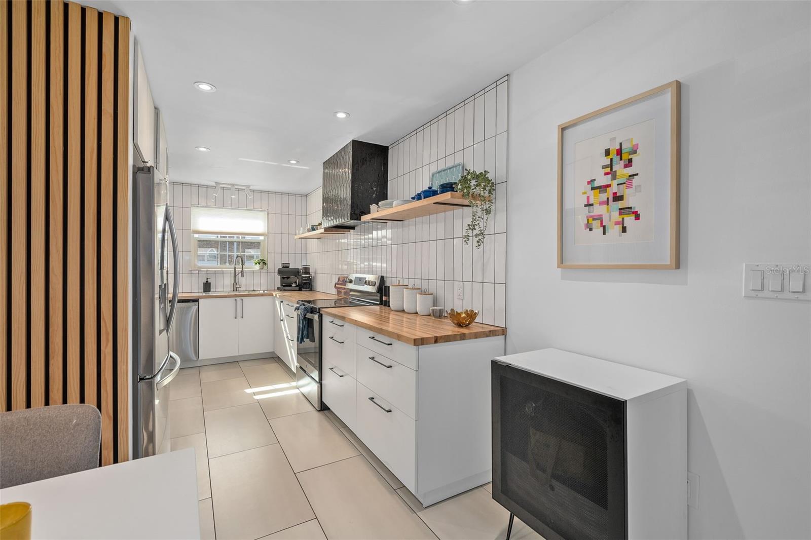 Image 12 of 40 For 4210 Lake Underhill Road 5