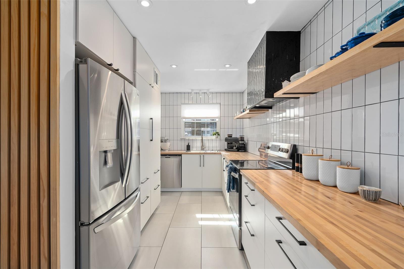 Image 13 of 40 For 4210 Lake Underhill Road 5