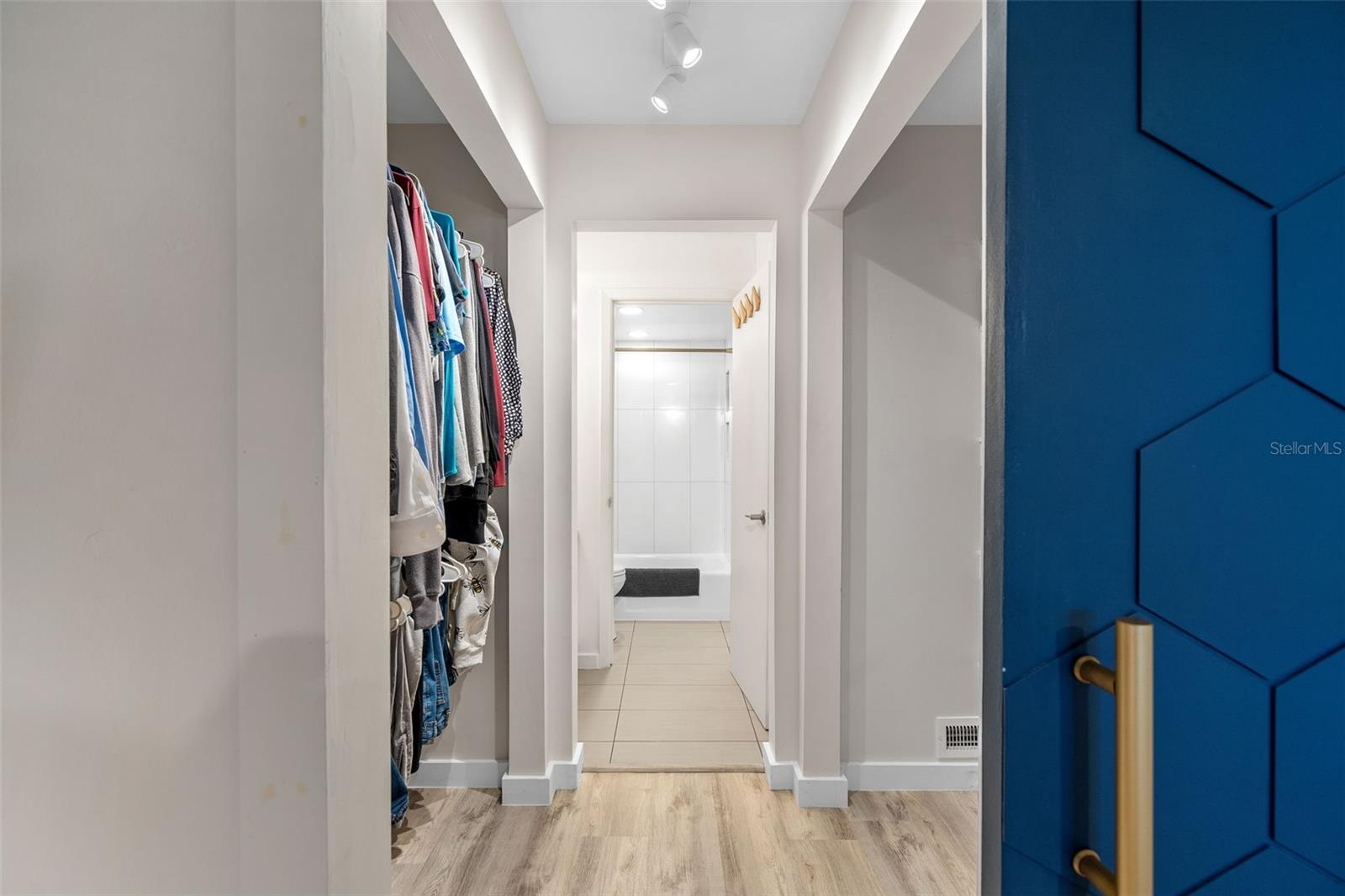 Image 19 of 40 For 4210 Lake Underhill Road 5