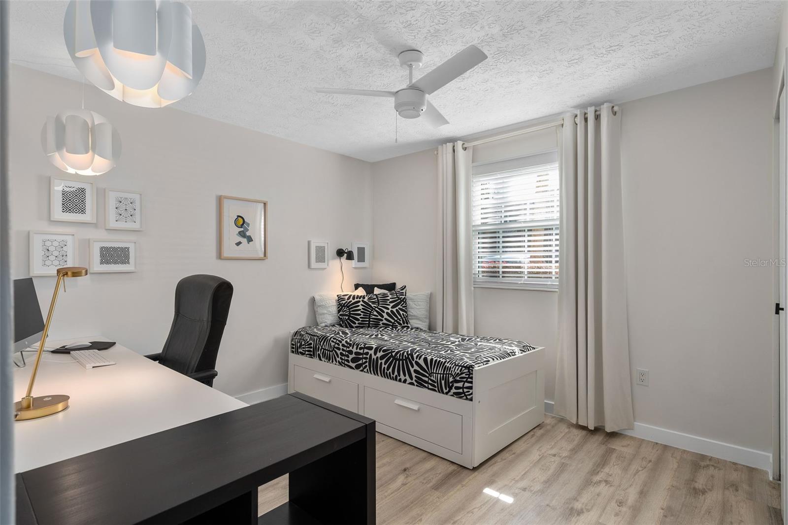 Image 25 of 40 For 4210 Lake Underhill Road 5