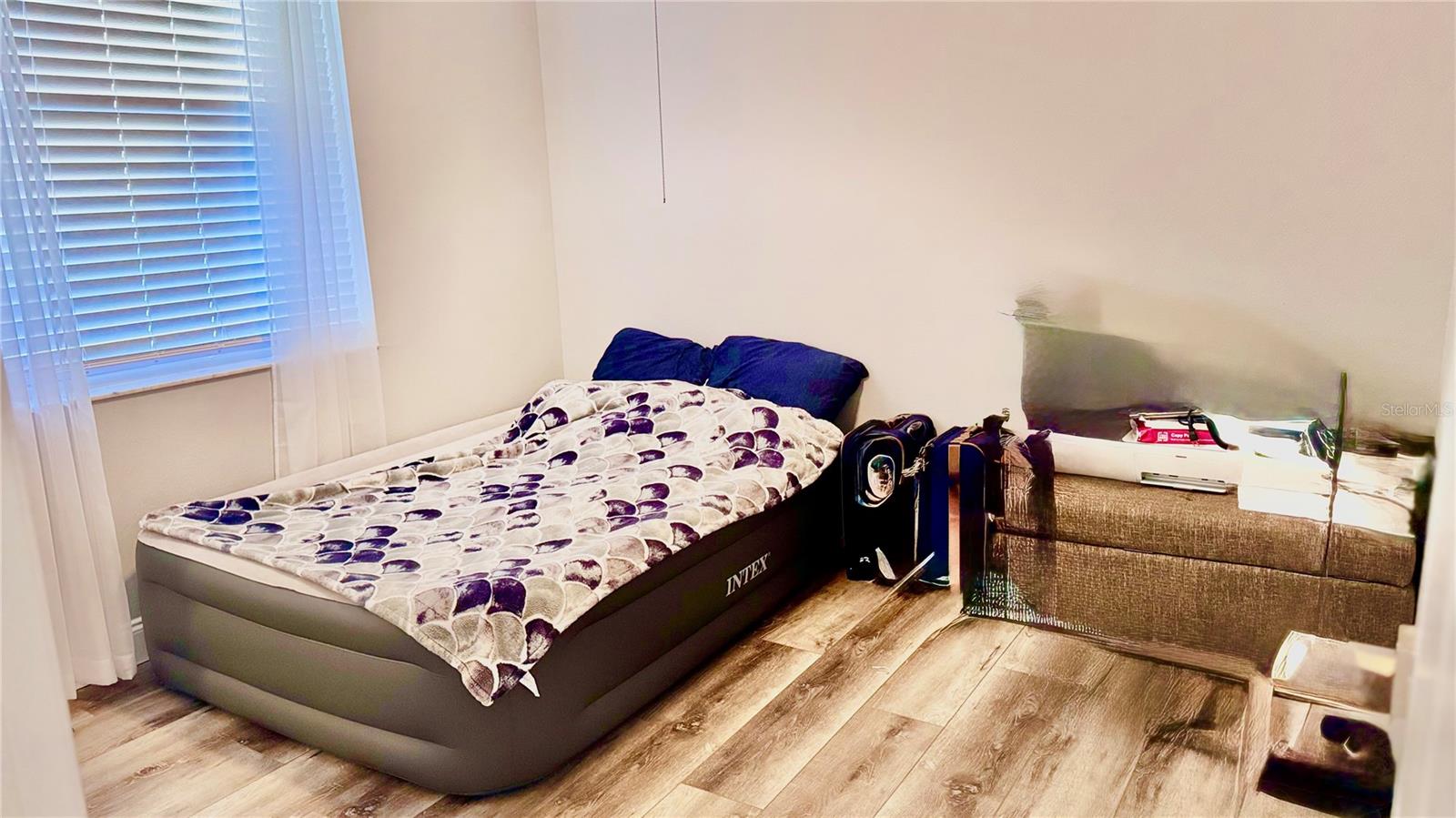 Image 13 of 21 For 1975 Florence Vista Boulevard