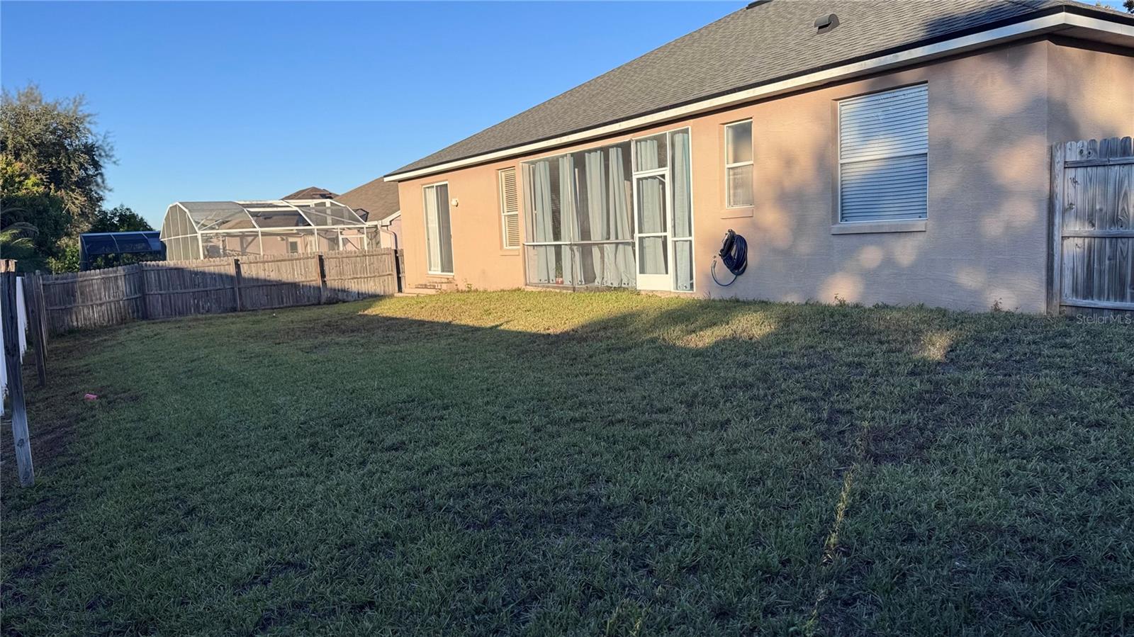 Image 21 of 21 For 1975 Florence Vista Boulevard