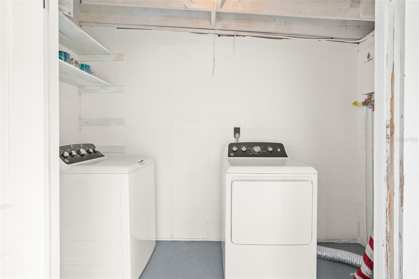 Image 26 of 43 For 6045 Dogwood Drive