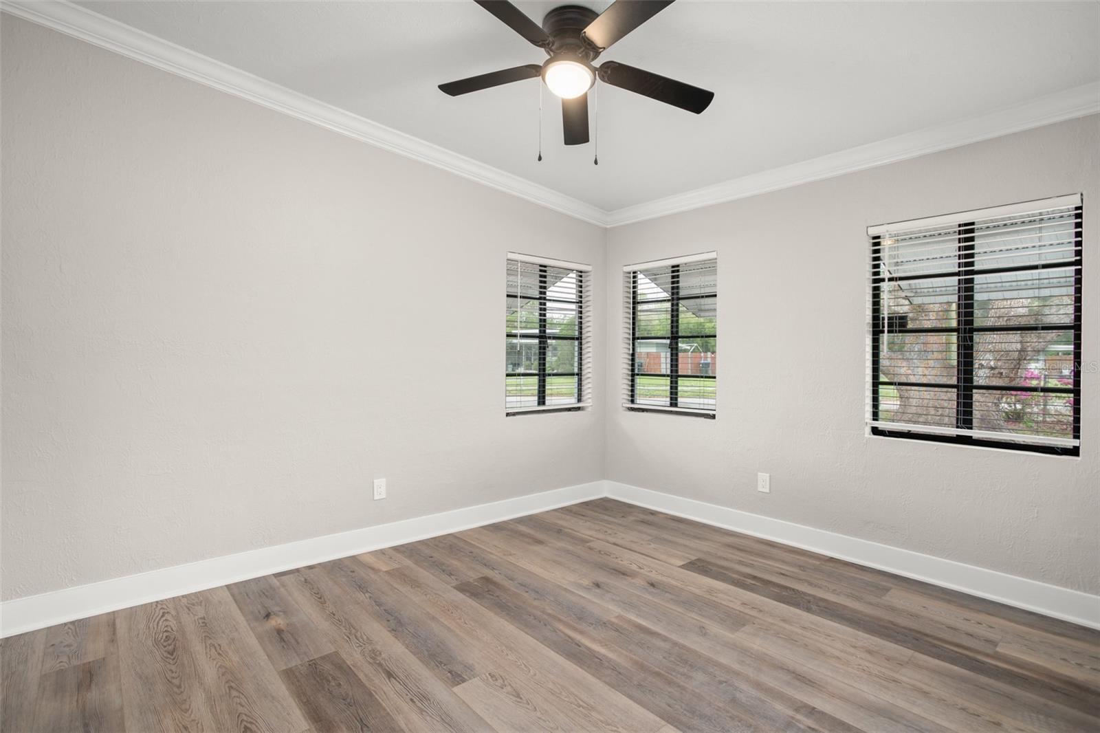 Image 35 of 43 For 6045 Dogwood Drive