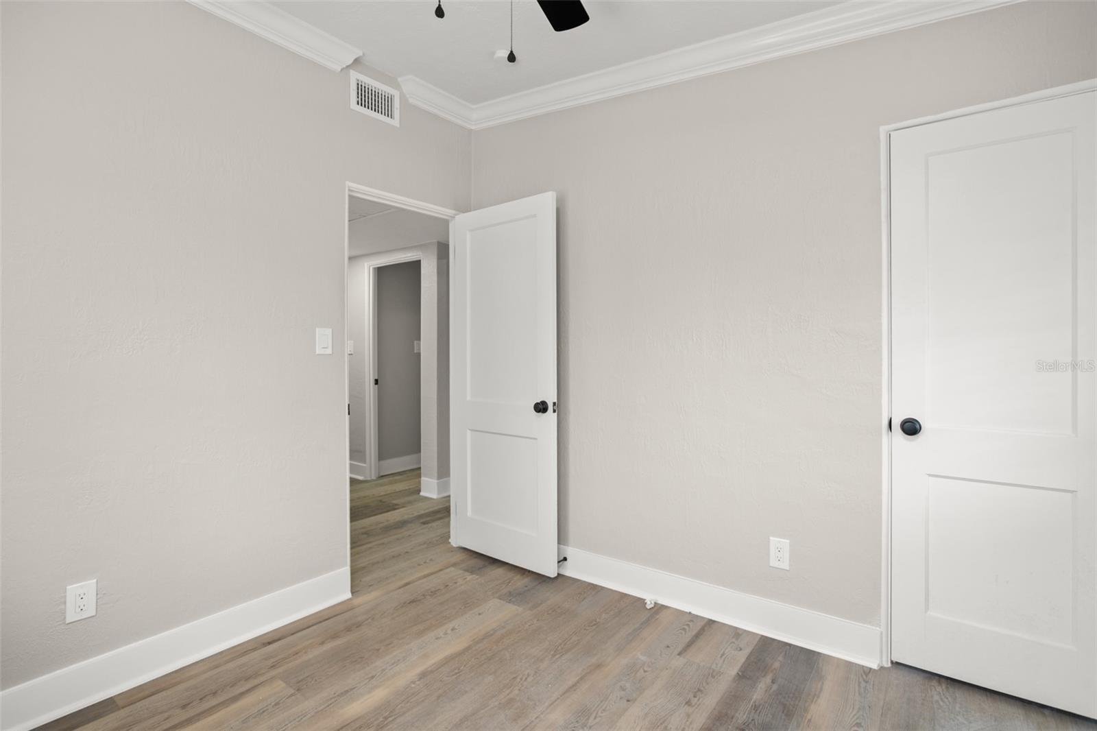 Image 39 of 43 For 6045 Dogwood Drive