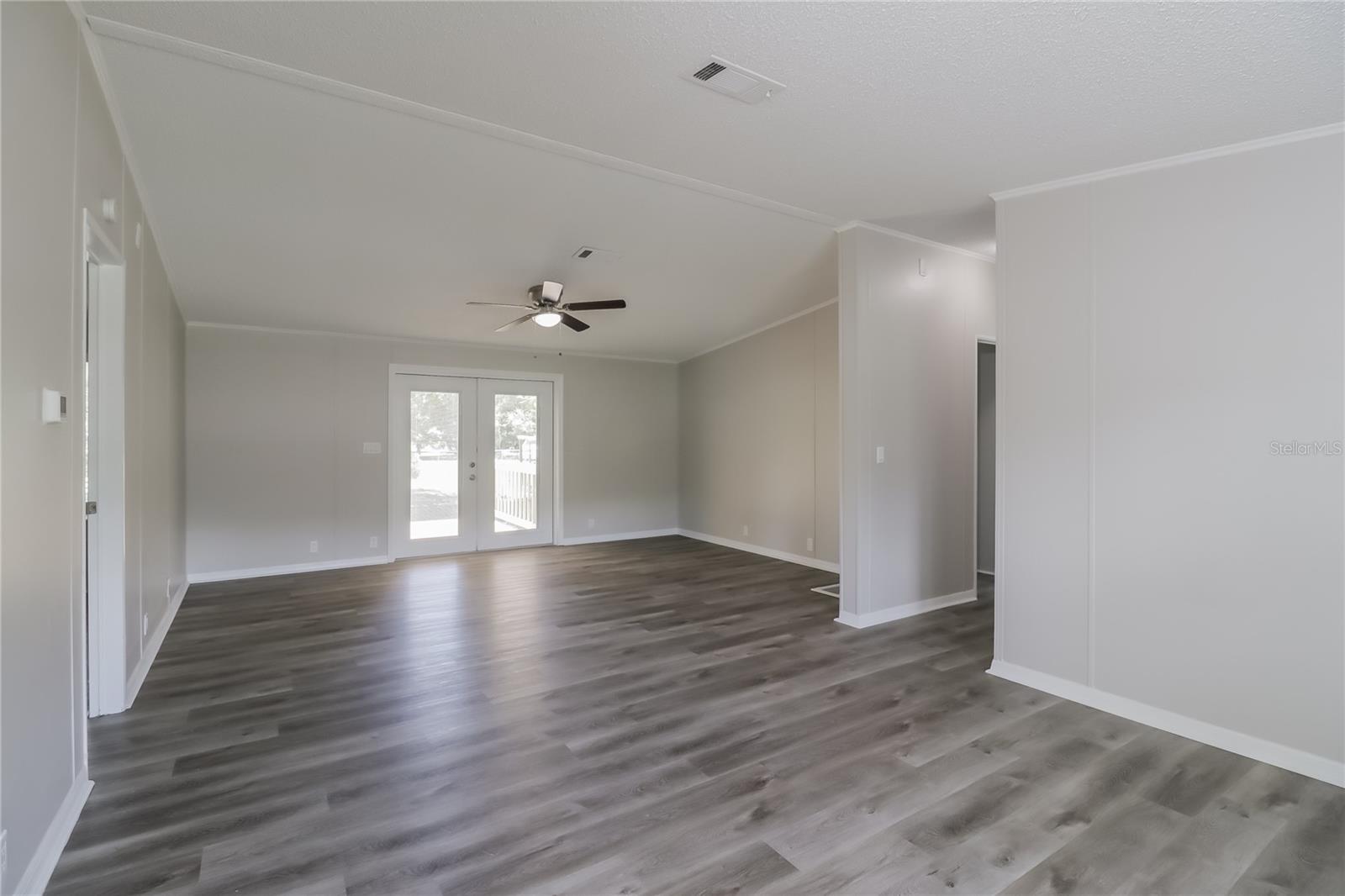 Image 3 of 16 For 4801 King Lake Drive