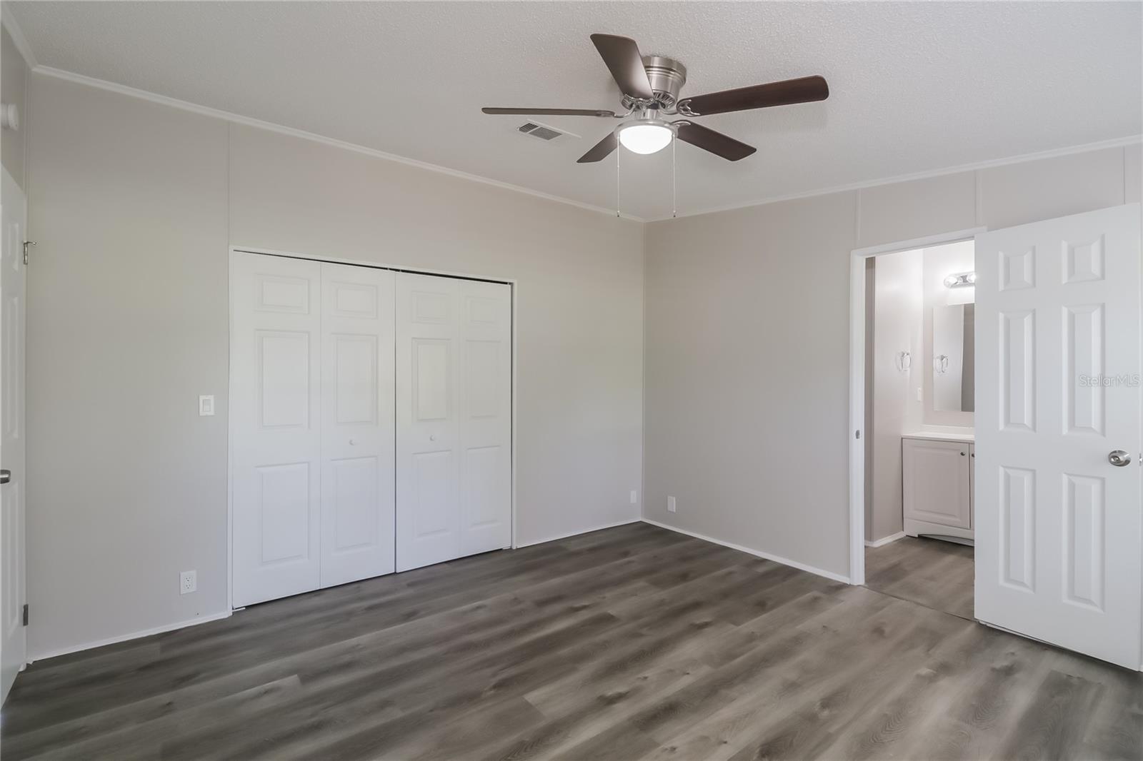 Image 8 of 16 For 4801 King Lake Drive