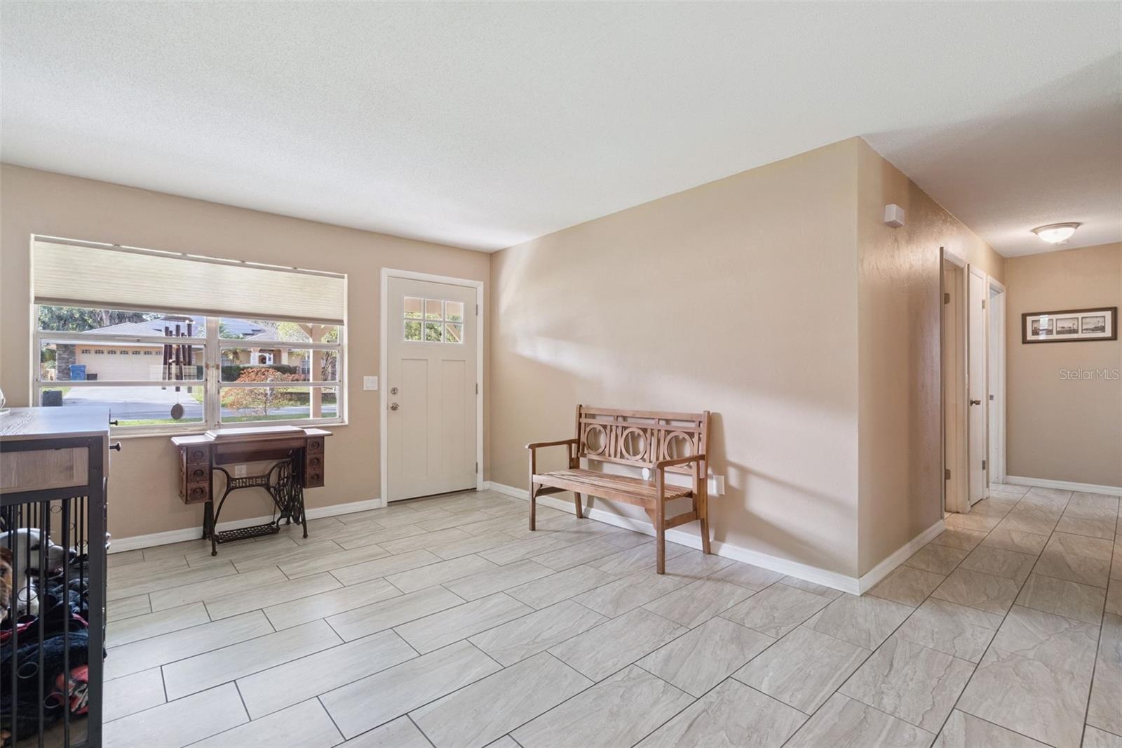 Image 5 of 36 For 1547 Center Street