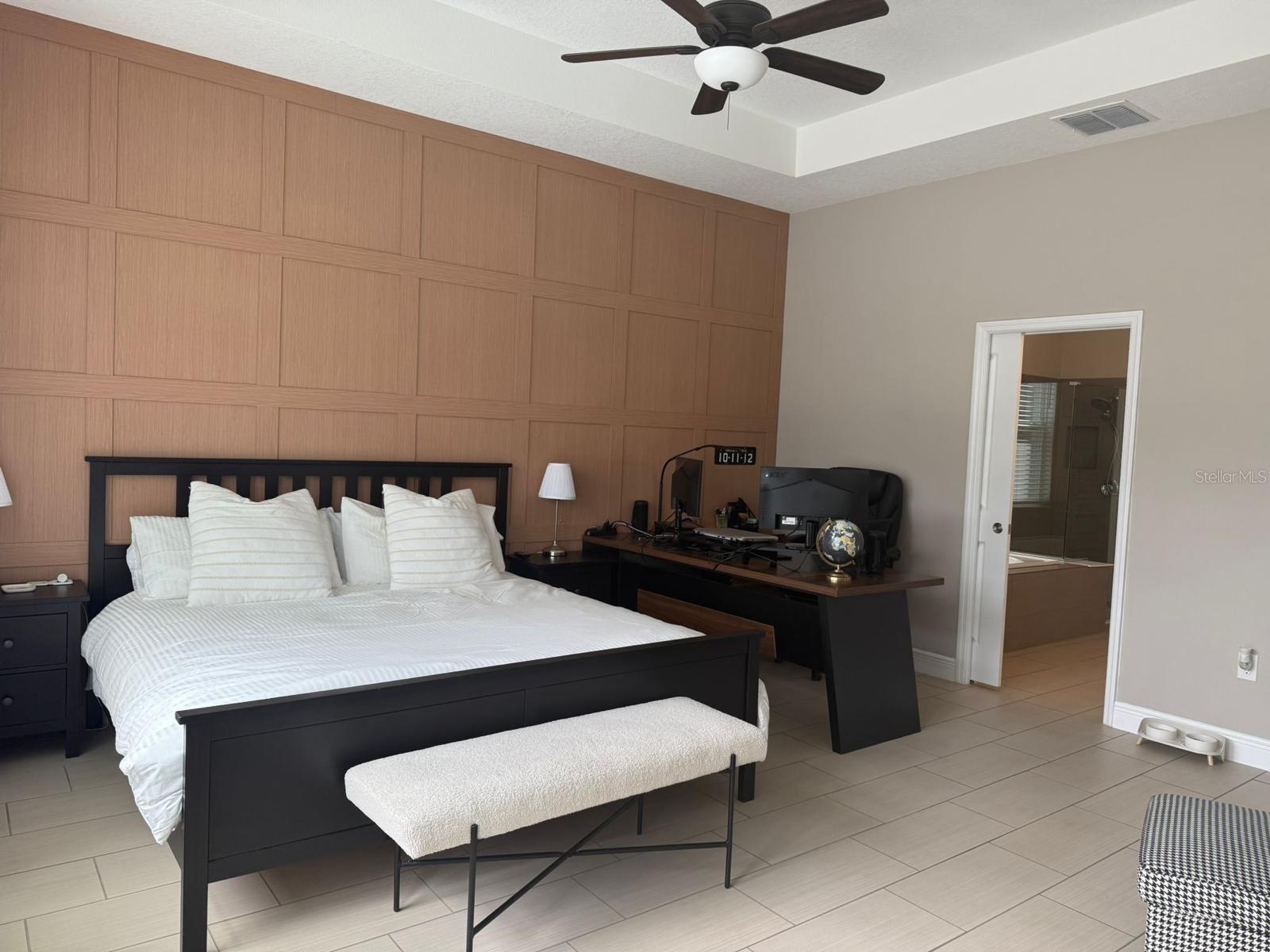 Image 13 of 34 For 15372 Gilligan Court