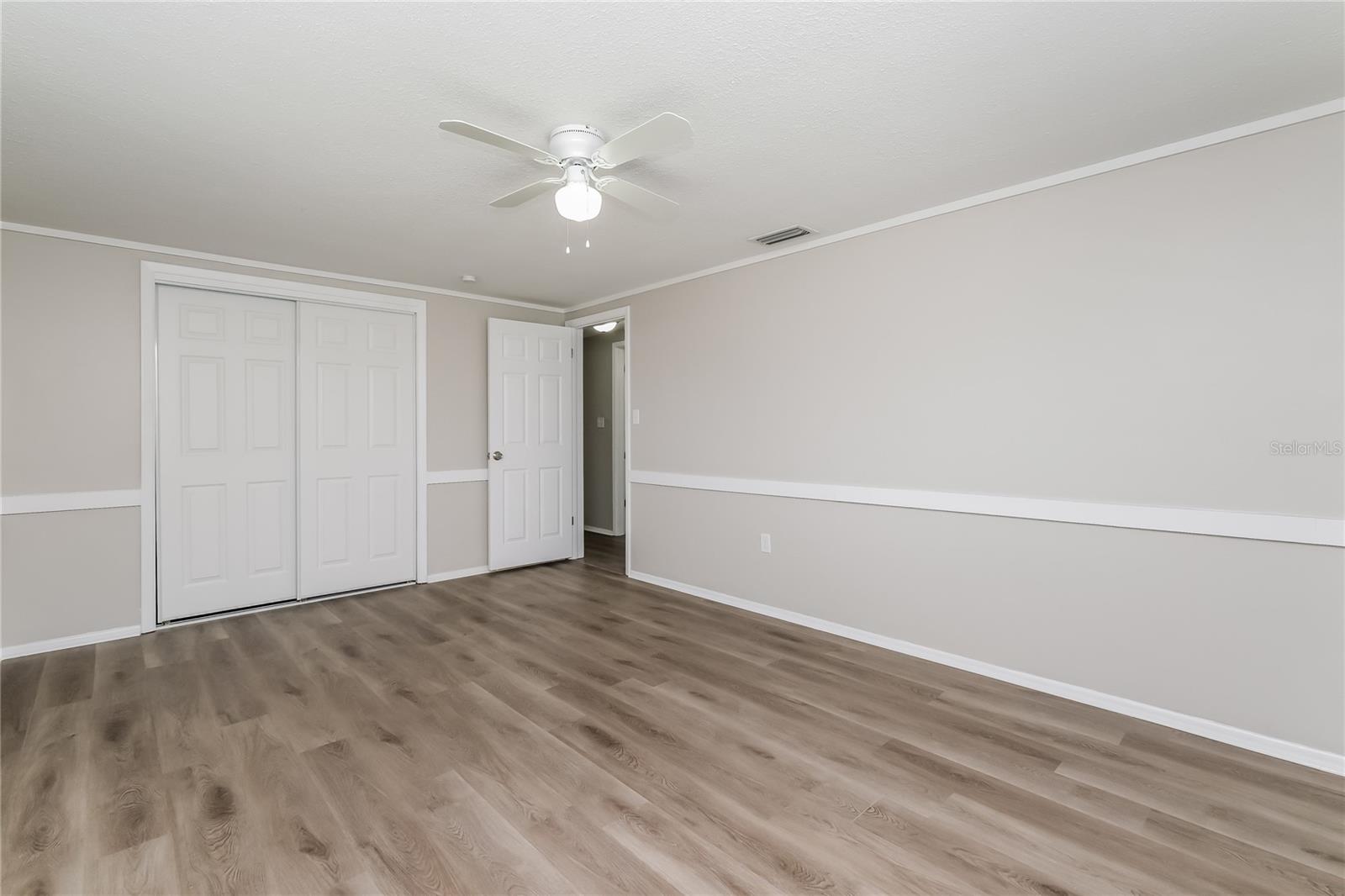 Image 9 of 16 For 5528 Daisy Drive