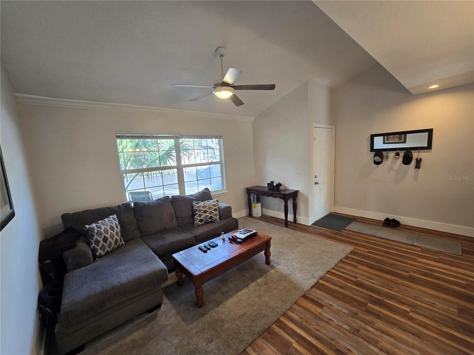 Image 7 of 23 For 820 25th Street