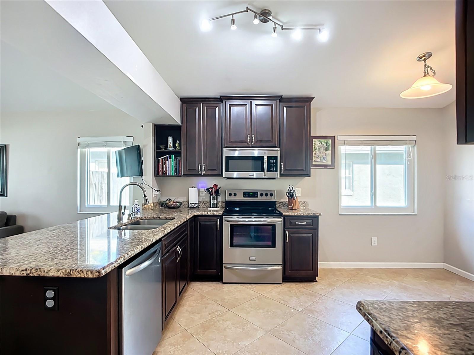 Image 20 of 46 For 1549 Chepacket Street