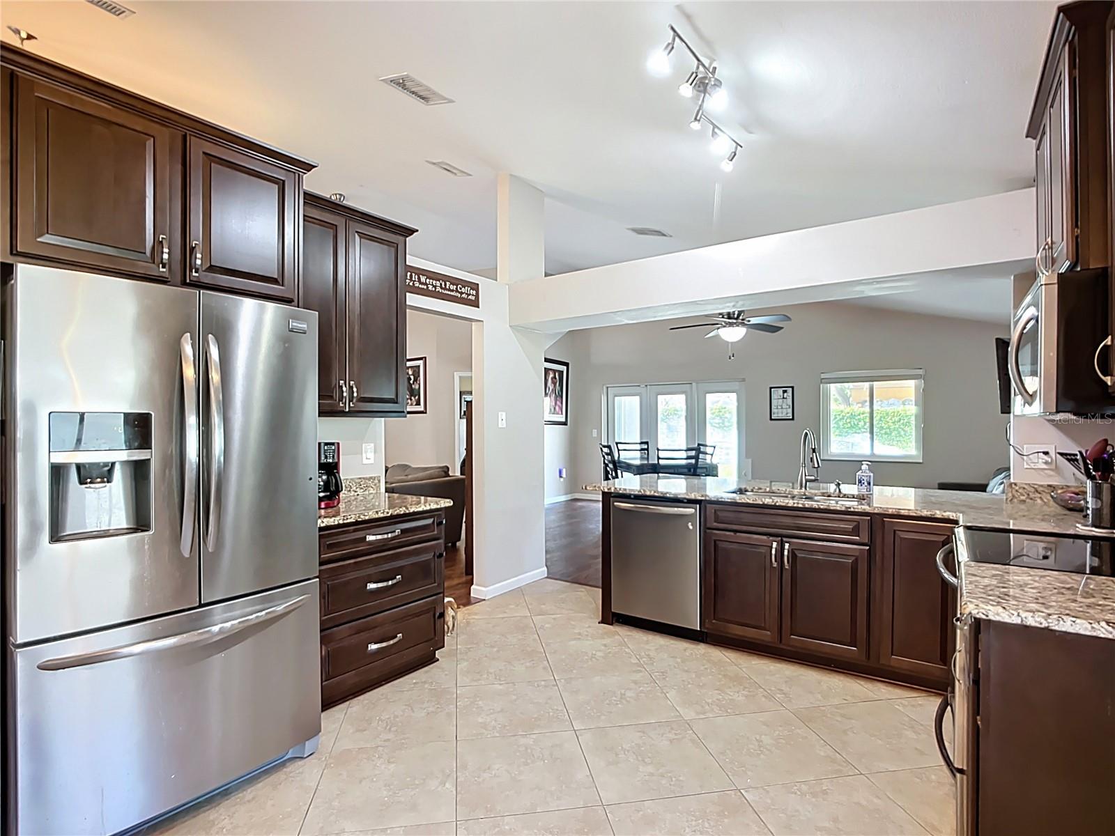 Image 23 of 46 For 1549 Chepacket Street