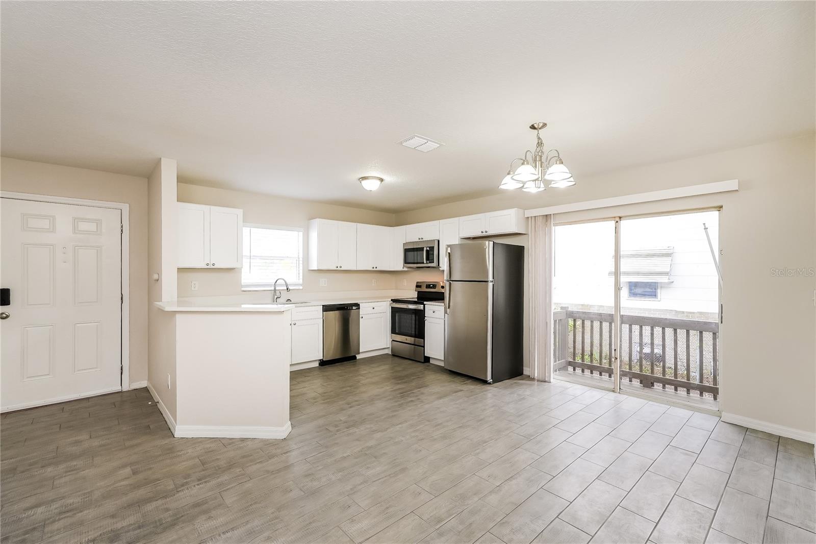 Image 4 of 16 For 2427 18th Street S