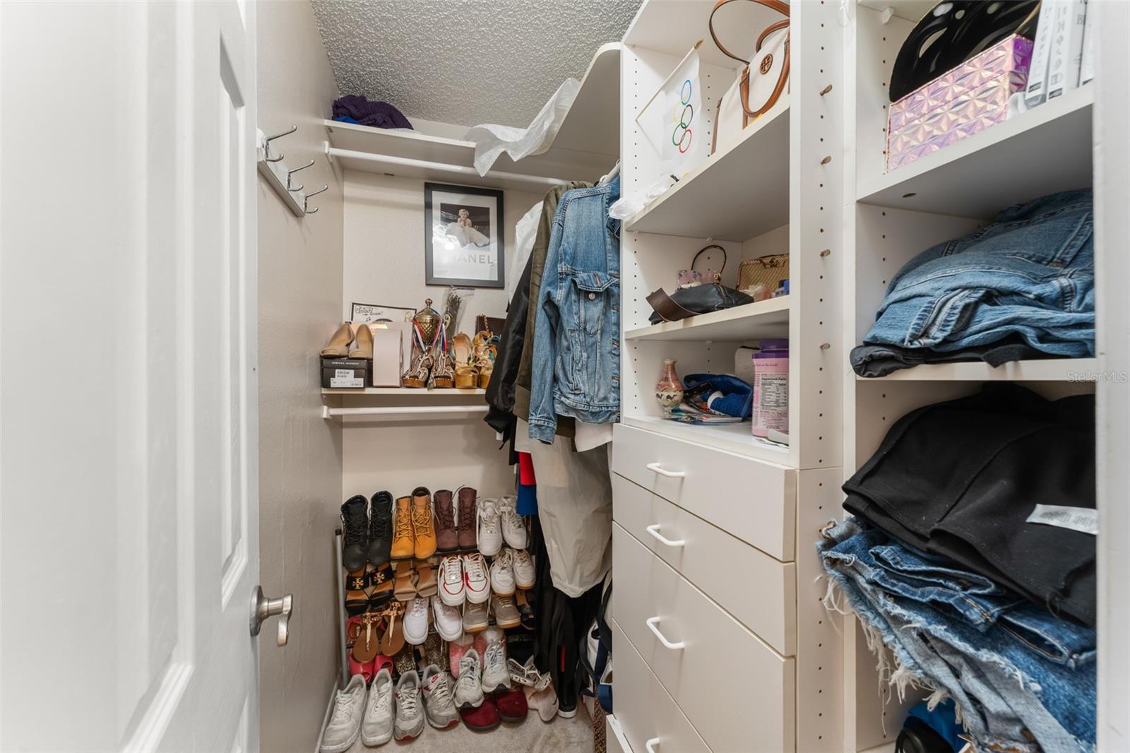 Image 14 of 38 For 961 Millenbeck Avenue