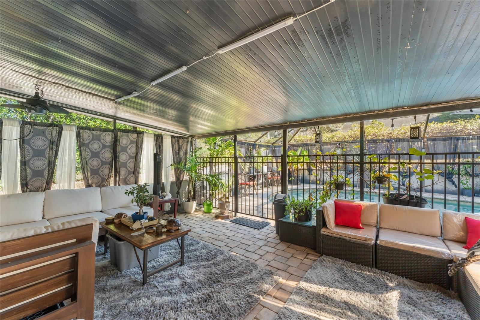 Image 28 of 38 For 961 Millenbeck Avenue