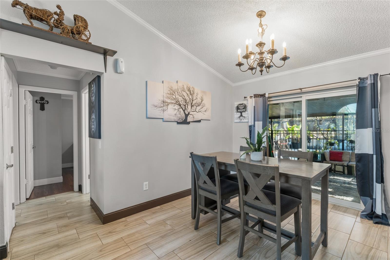 Image 6 of 38 For 961 Millenbeck Avenue