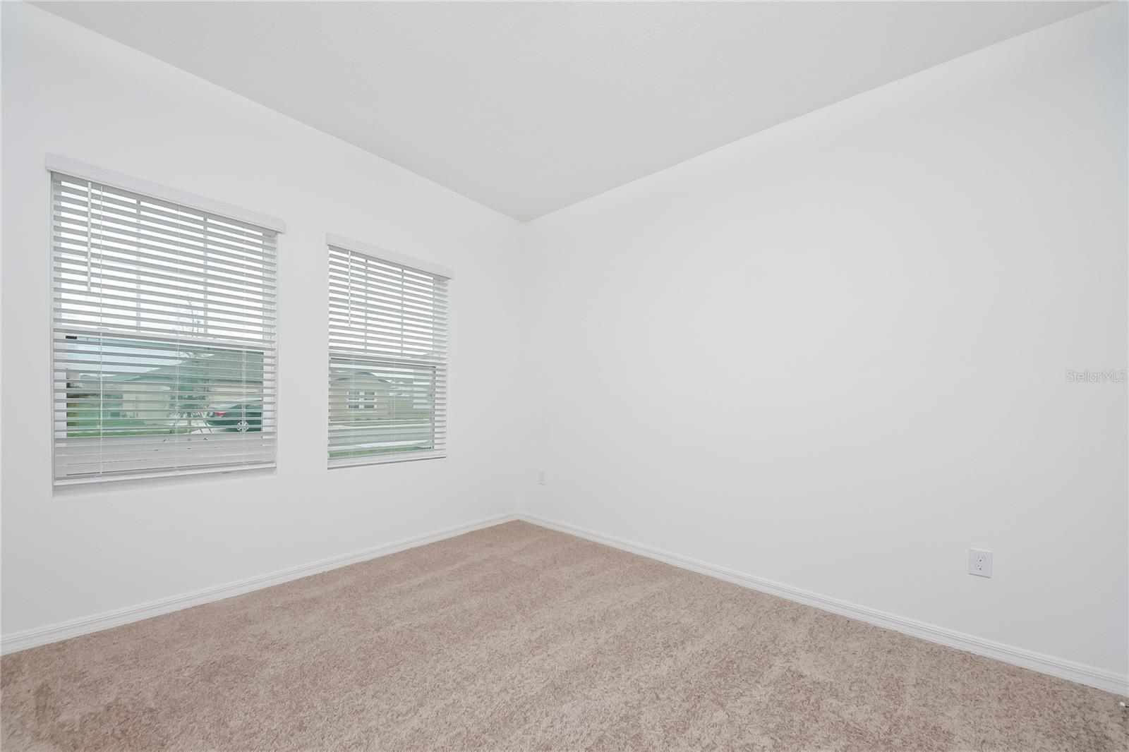 Image 10 of 16 For 1009 Hidden Drive