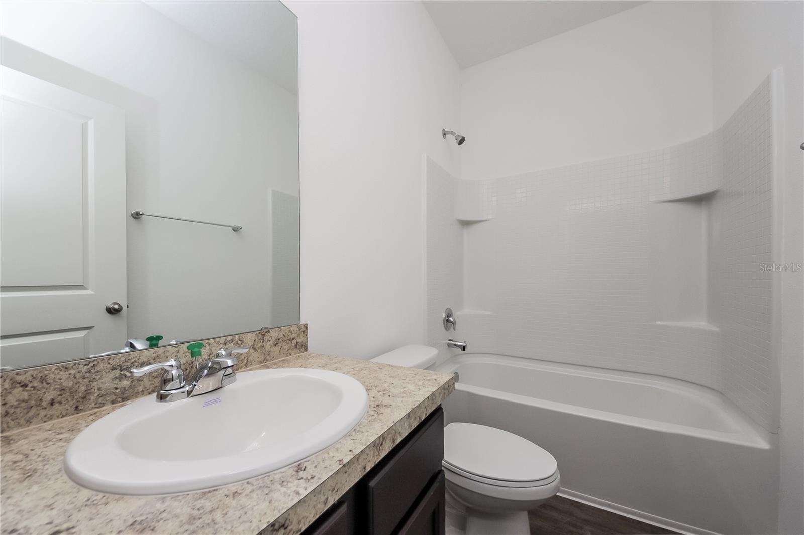 Image 13 of 16 For 1009 Hidden Drive