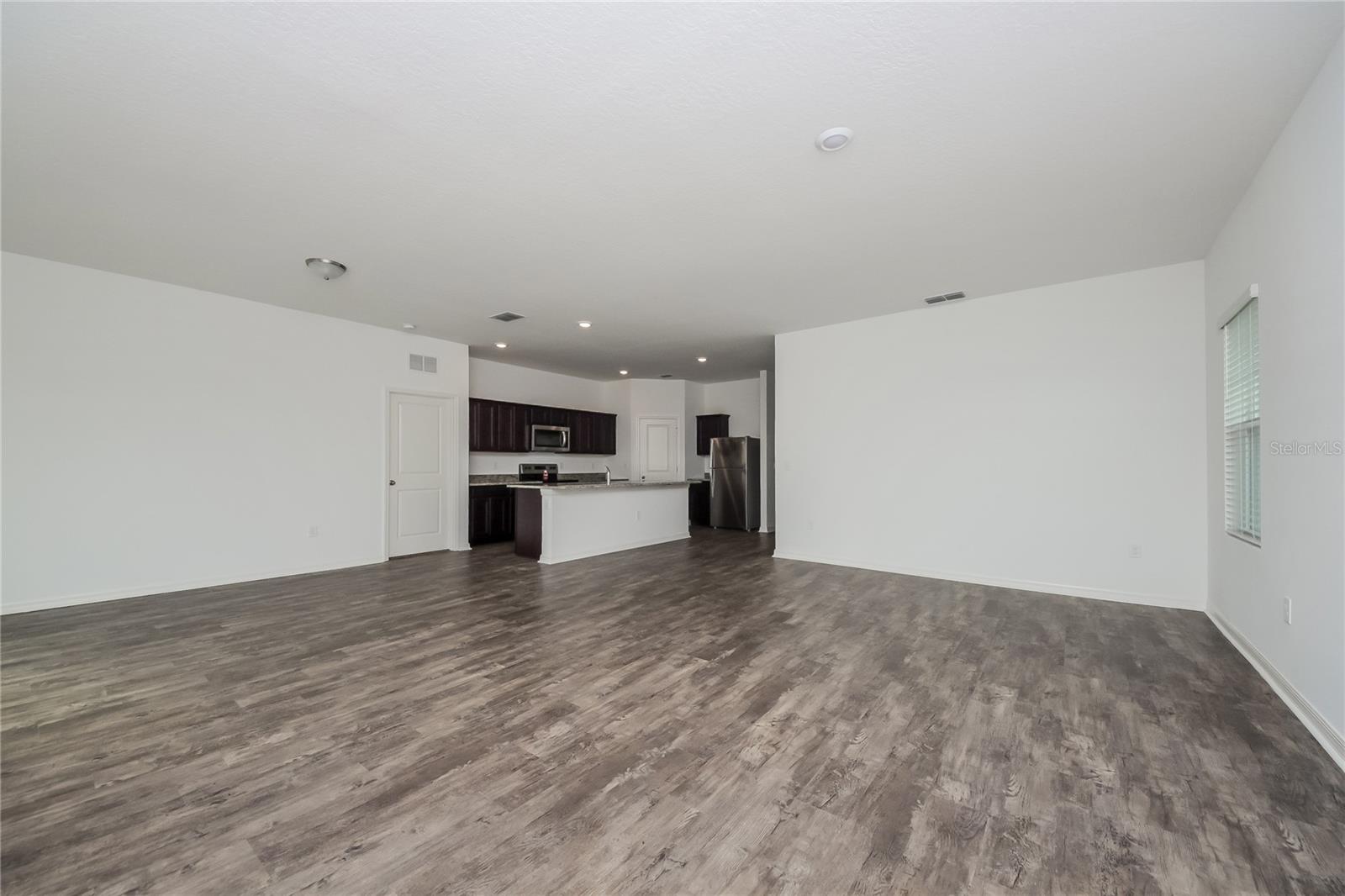 Image 3 of 16 For 1009 Hidden Drive