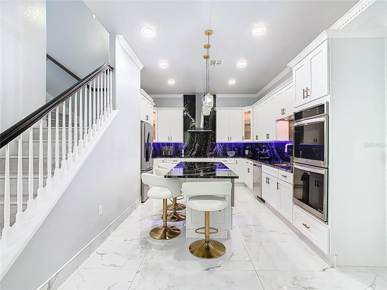 Image 2 of 39 For 2300 Painter Lane