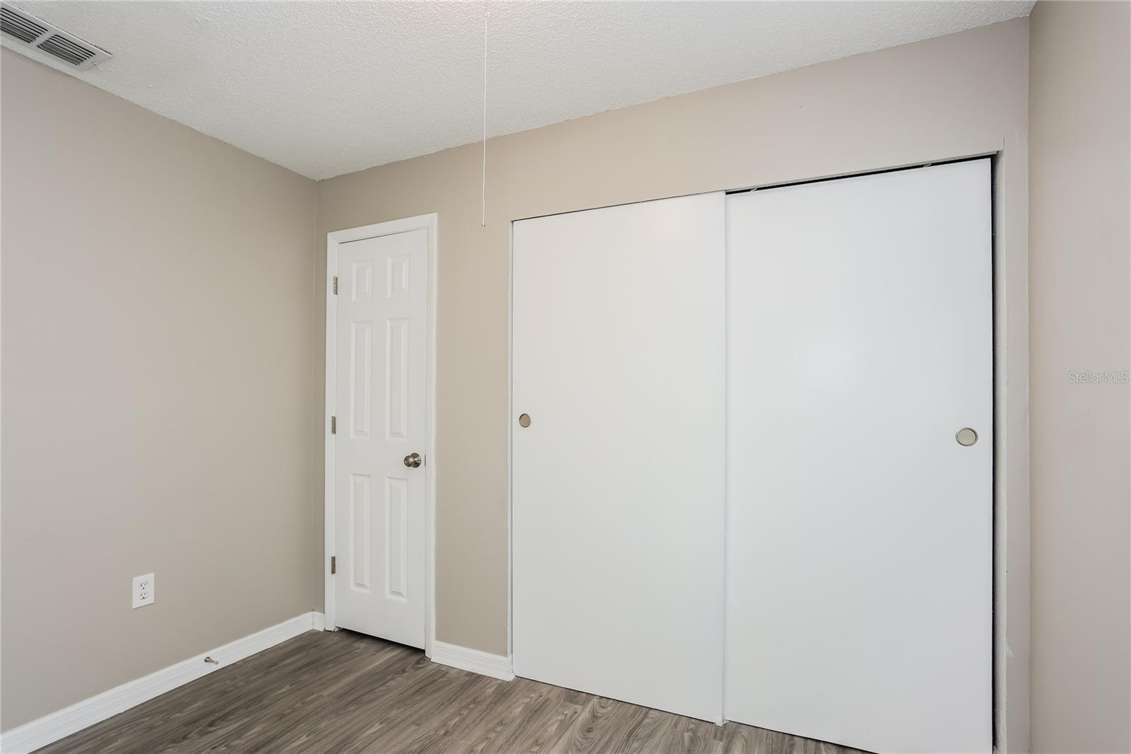 Image 10 of 16 For 4108 12th Avenue W