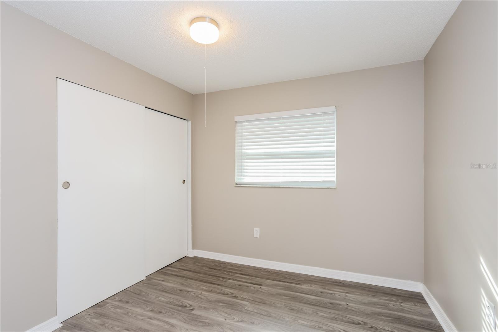 Image 9 of 16 For 4108 12th Avenue W